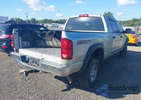 2008 Dodge Ram 1500 Sxt/Slt z USA, uszkodzony, nr VIN 3D7KS19D68G127007